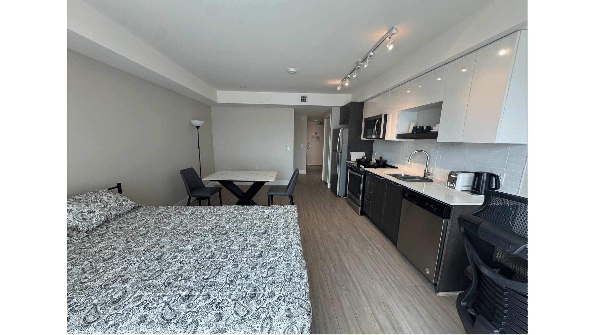 apt floor plan